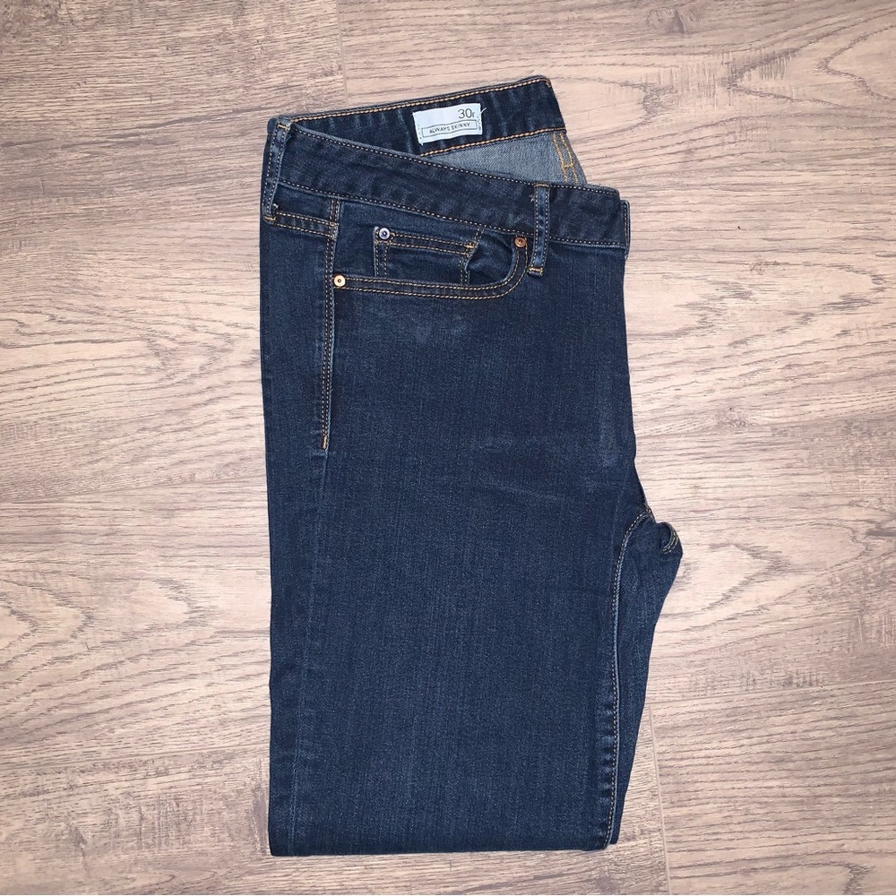Gap Mid Size True Skinny Jeans size 30R in dark rinse